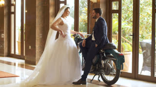 Eleni Vassy - Unaze e Floririt (Official Video 2020)