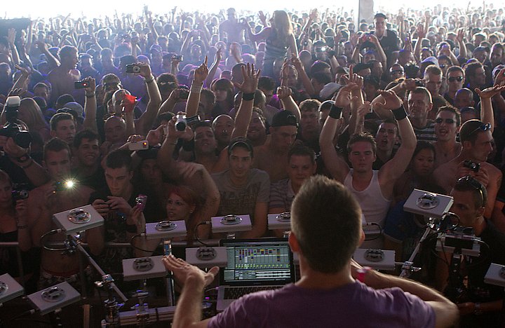 Noize Suppressor фотография #23