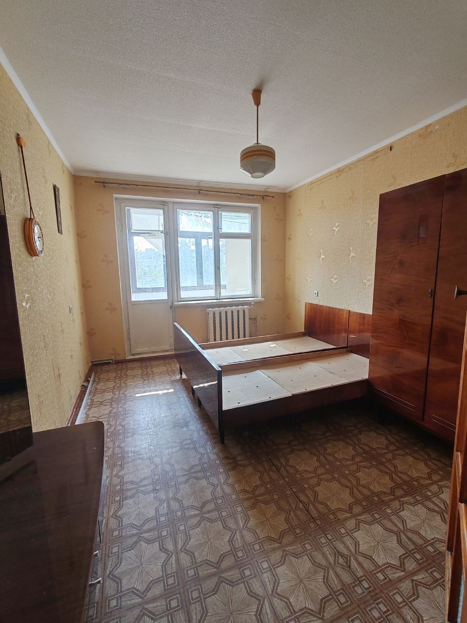 🗝️Продаётся 2 комнатная квартира🗝️ Расположение :г. Стаханов,ул.60 лет Октября, д.15А (Южный микрорайон) 💰Цена 1.8 млн 🔵4 этаж/5 этажного дома 🔵Пластиковые окна частично 🔵Двухконтурный котёл . 🔵Железная входная дверь. 🔵Возможна продажа за счёт средств мат. капитала. 🔵Квартира светлая, в хорошем, чистом состоя...